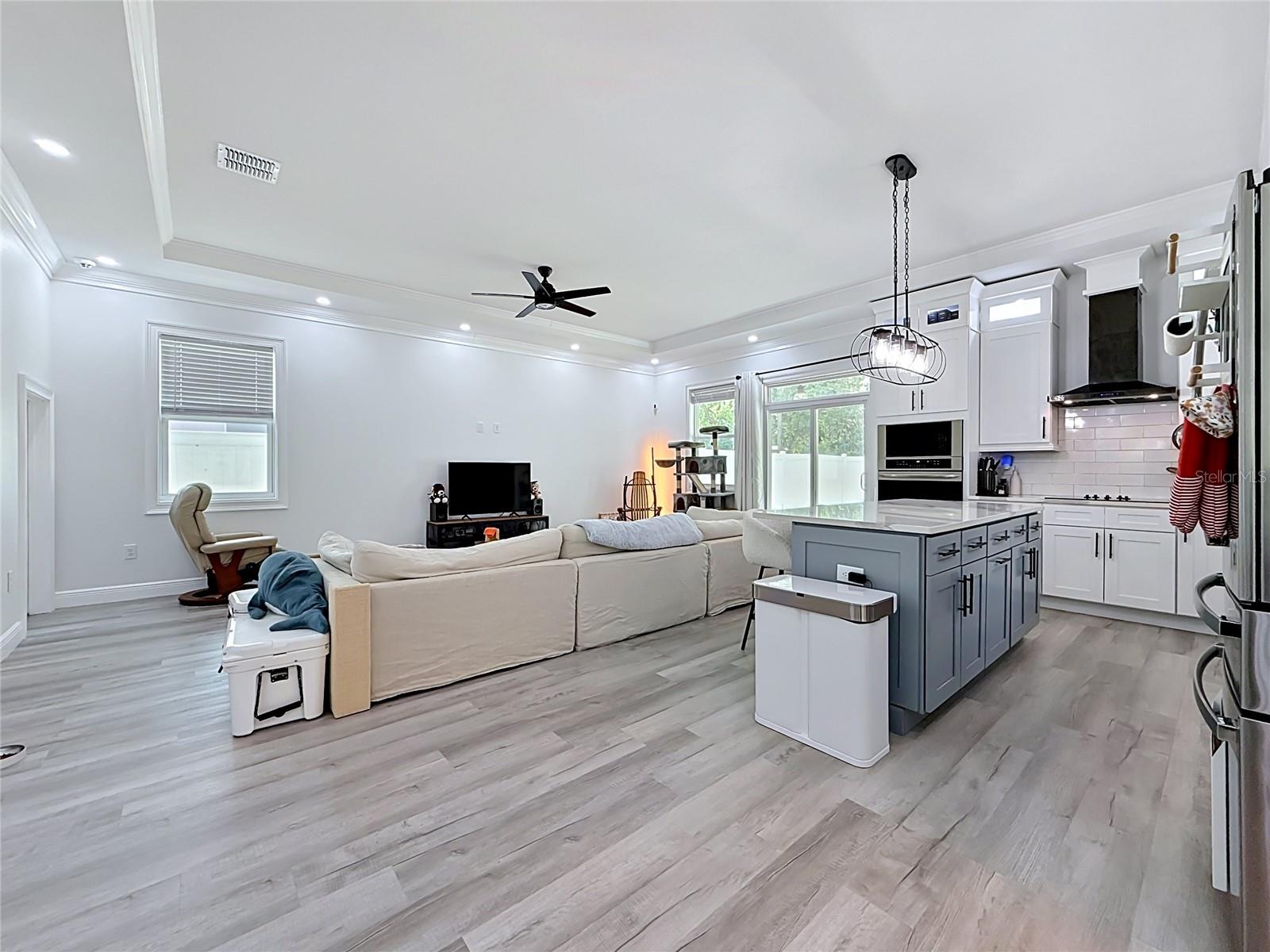 525 ELM ST — photo 12