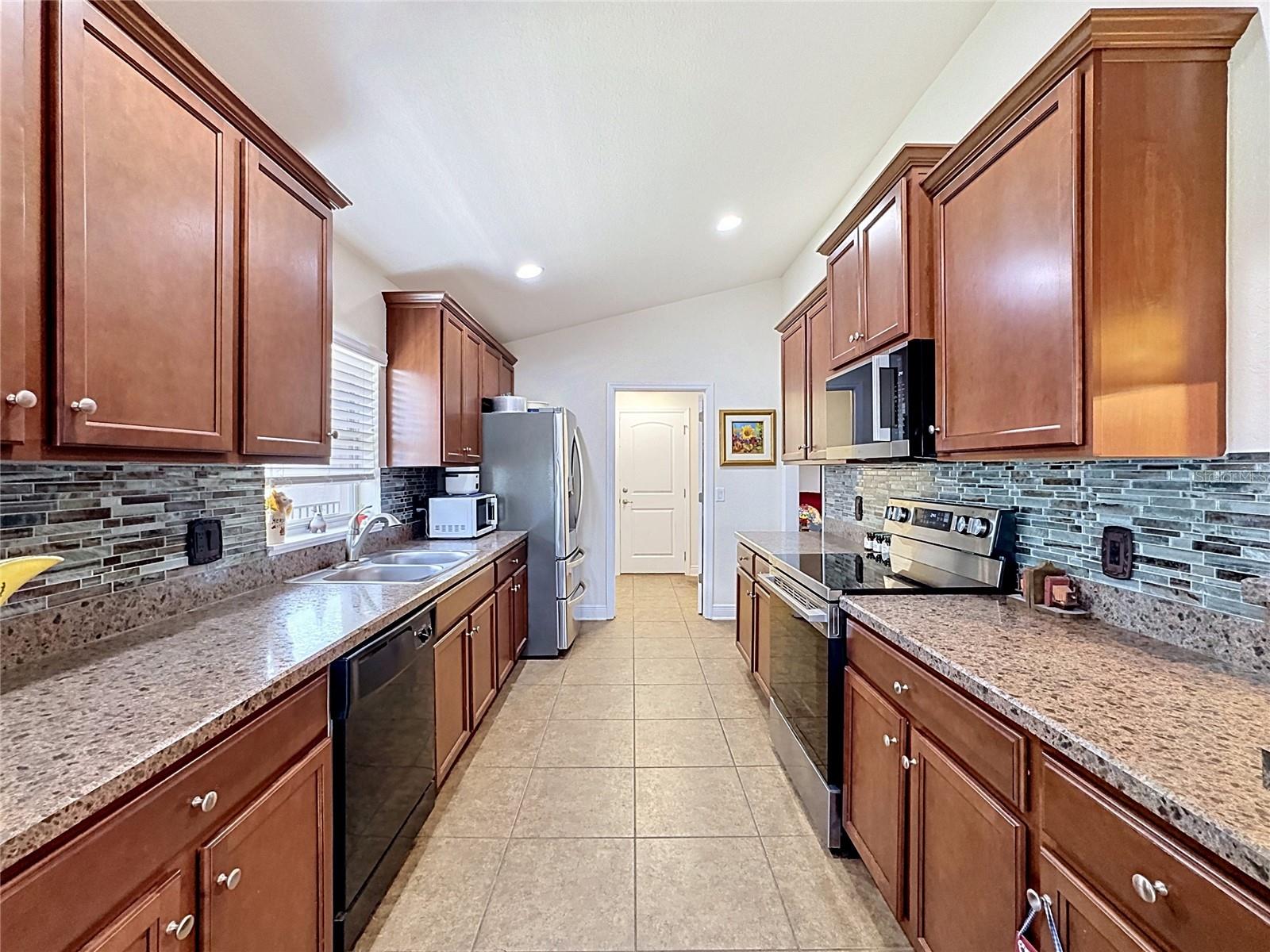 10821 STANDING STONE DR — photo 17