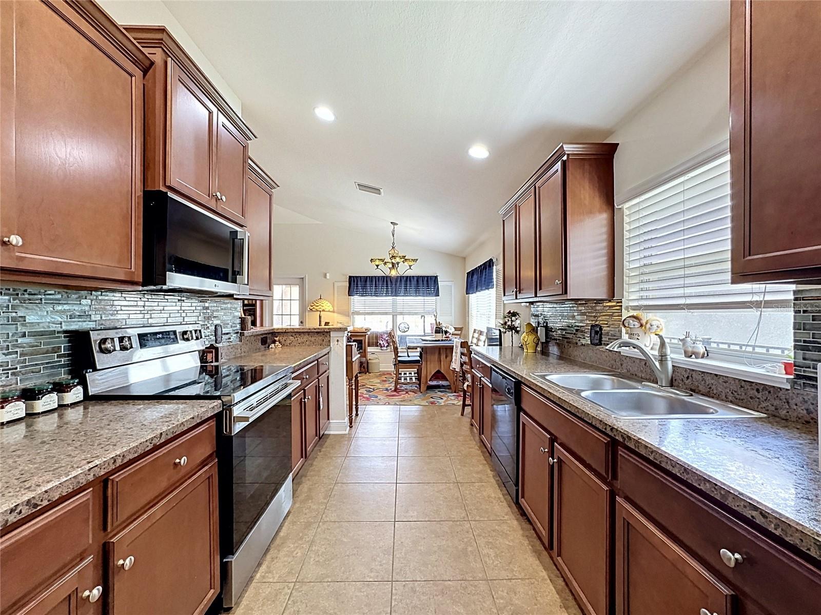 10821 STANDING STONE DR — photo 19
