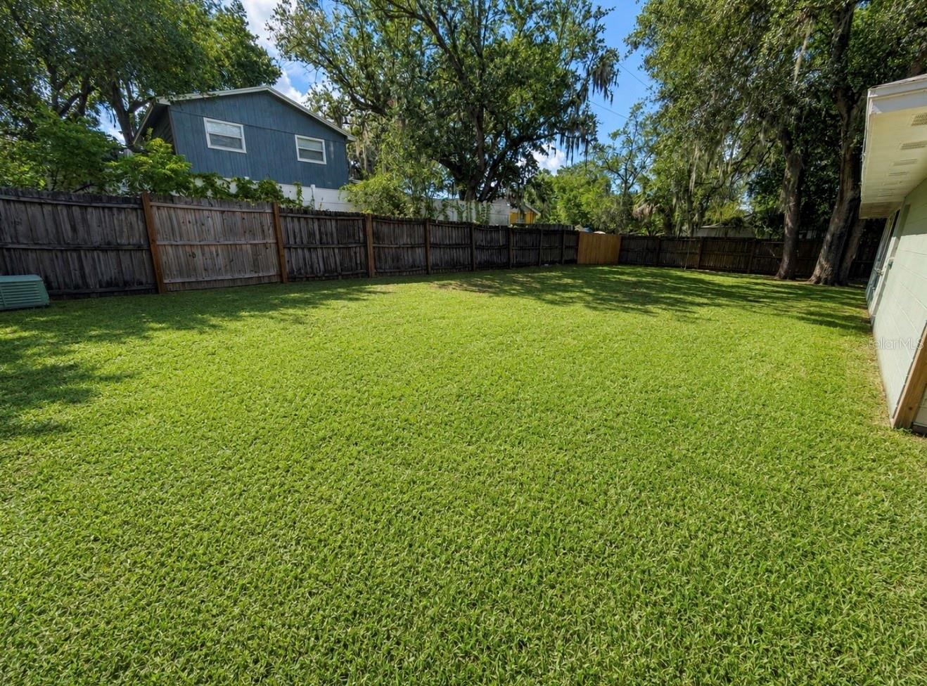 2209 BOXWOOD WAY — photo 25