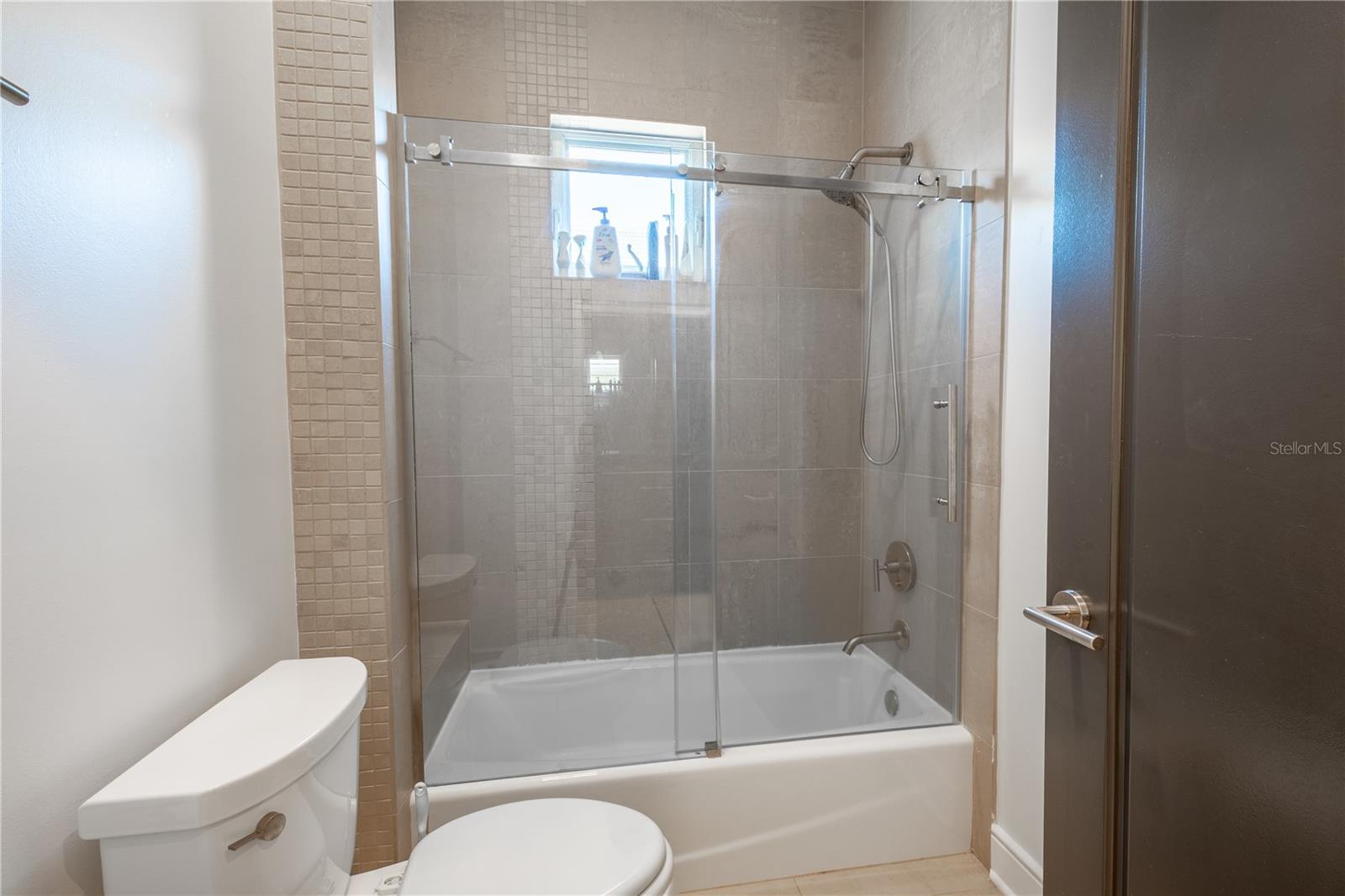2711 W TRILBY AVE — photo 27