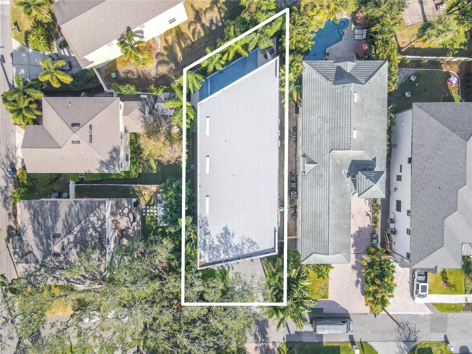 2711 W TRILBY AVE — photo 37