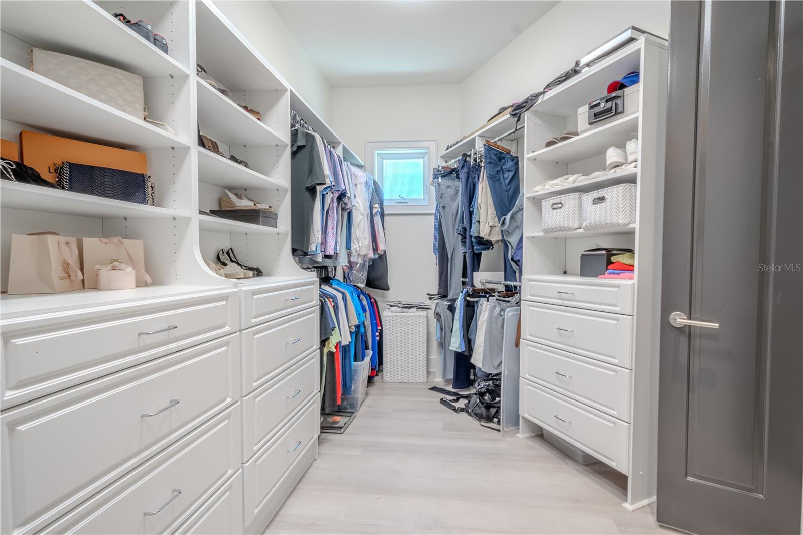 2711 W TRILBY AVE — photo 17