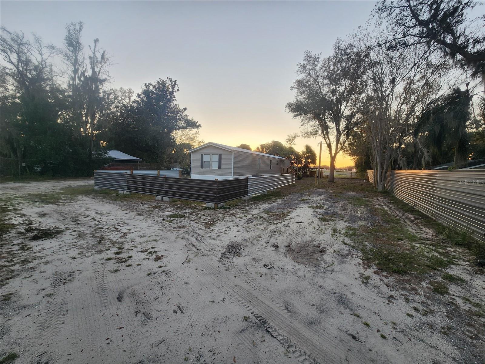 1333 WILKINSON DR — photo 4