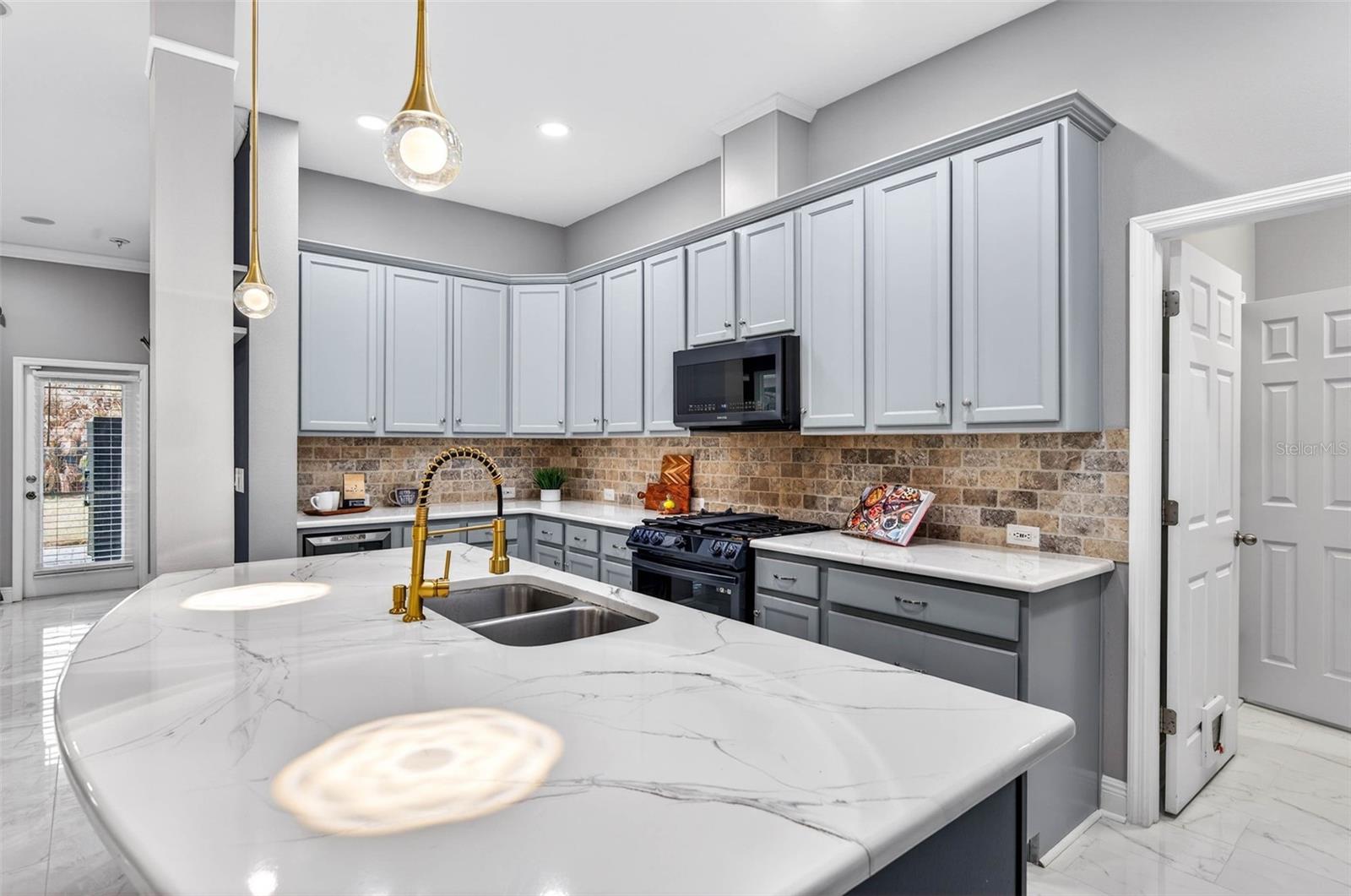 14310 BARRINGTON STOWERS DR — photo 16