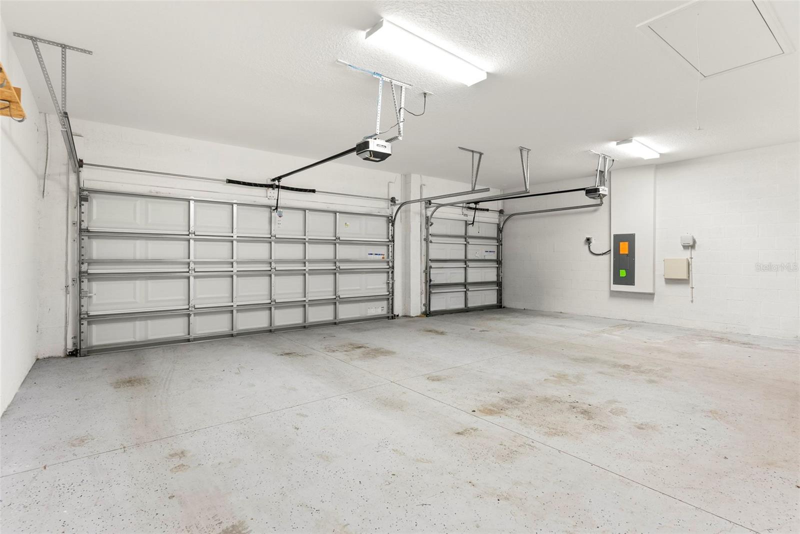 3918 GAVIOTA DR — photo 30