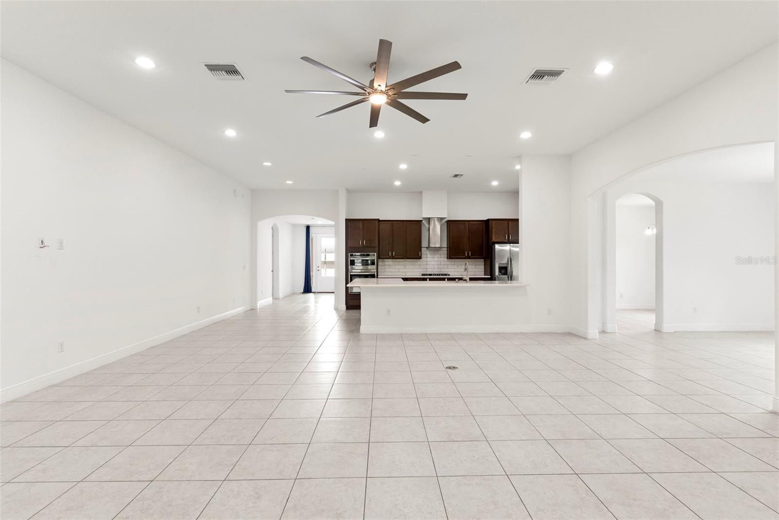 3918 GAVIOTA DR — photo 9