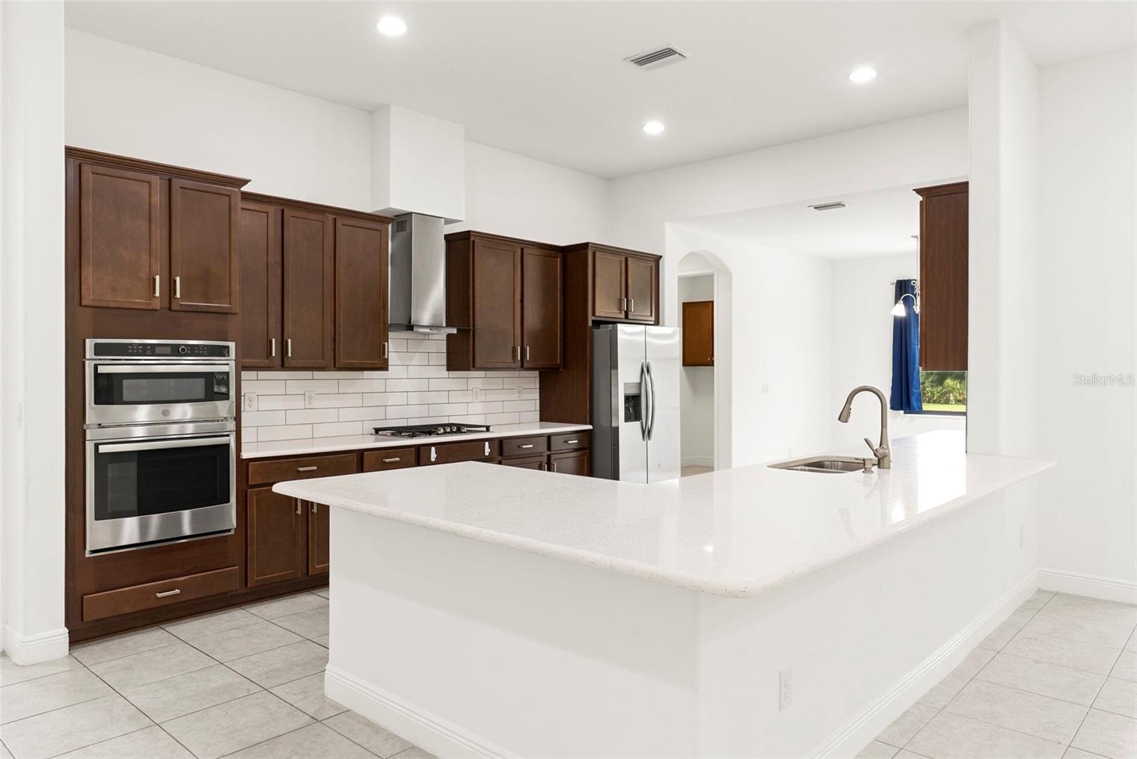 3918 GAVIOTA DR — photo 11
