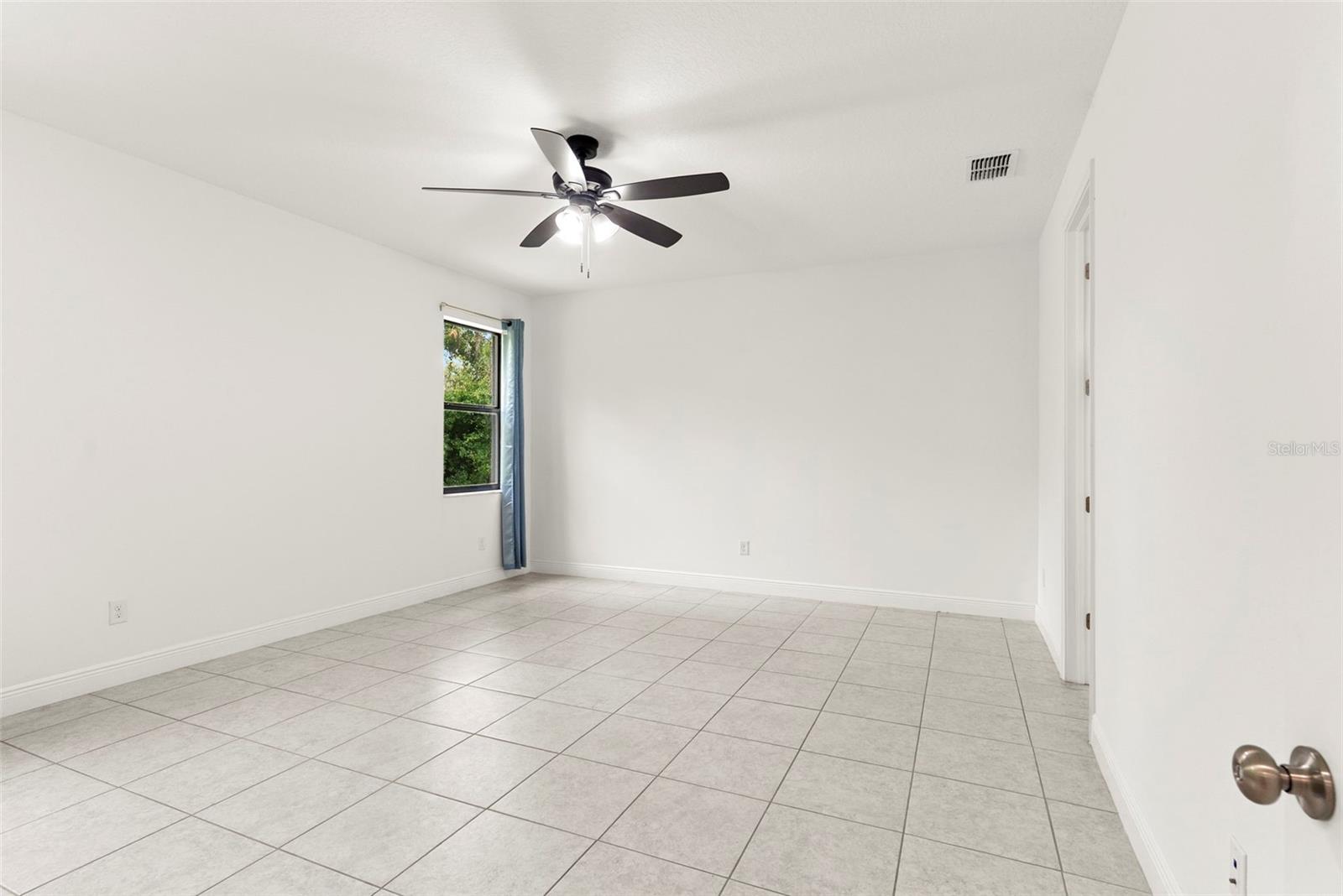3918 GAVIOTA DR — photo 16