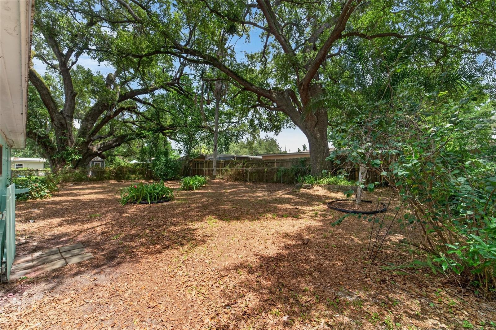 3009 E FERN ST — photo 35