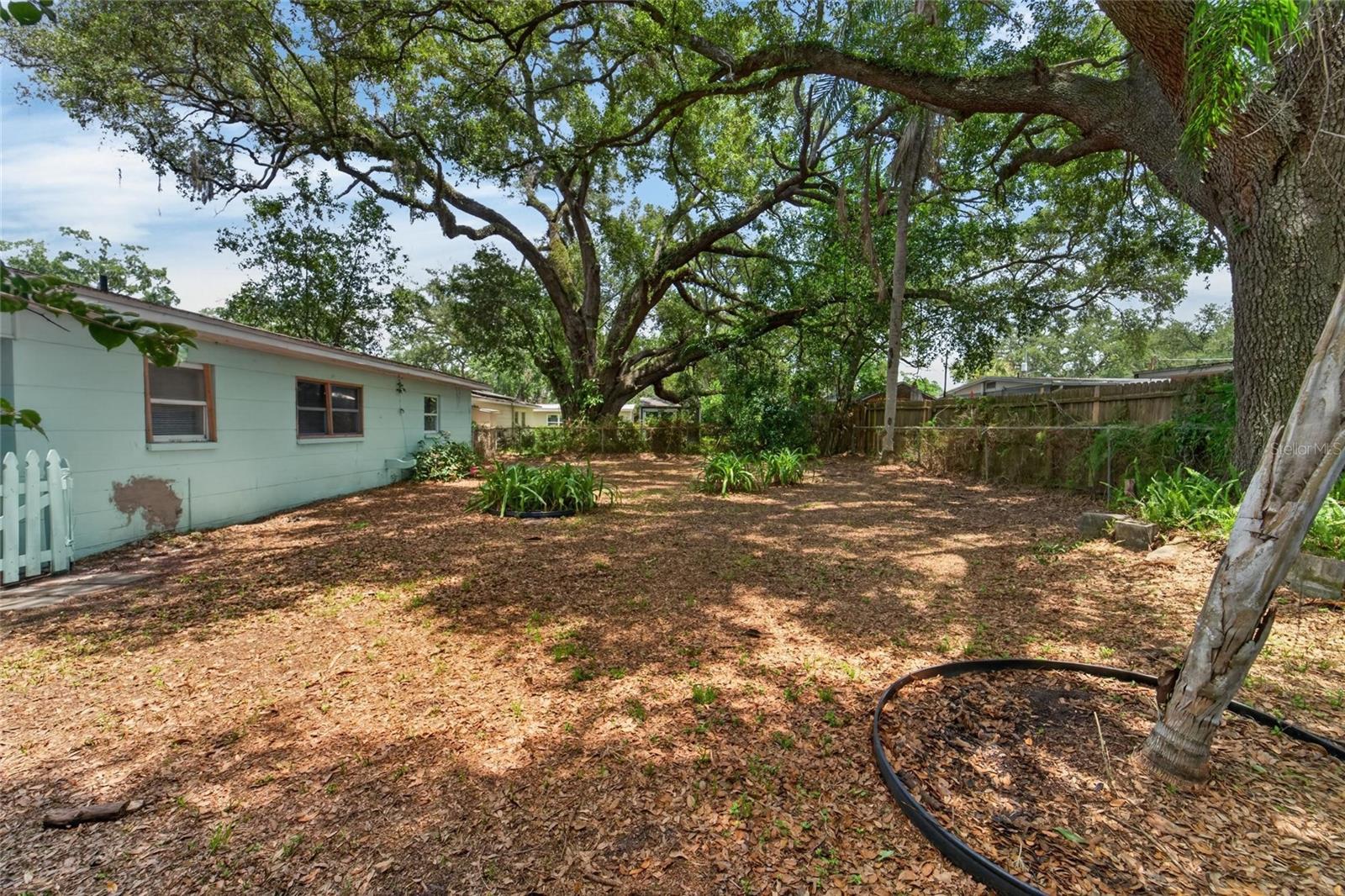 3009 E FERN ST — photo 36