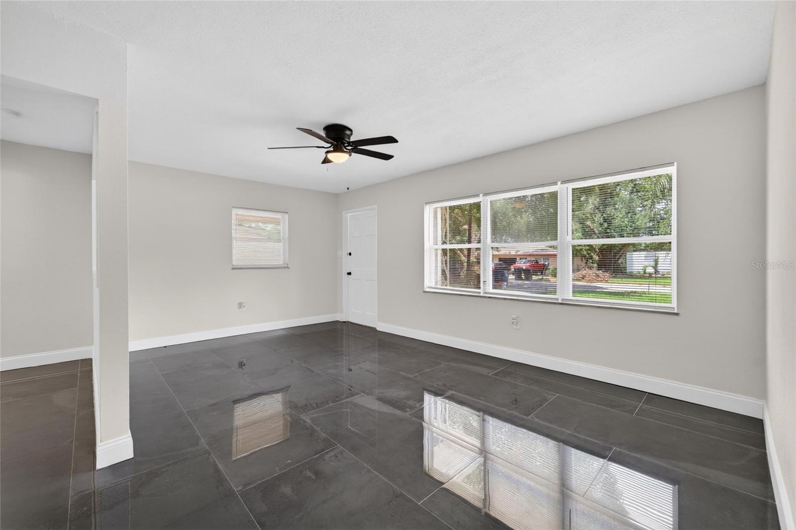 3009 E FERN ST — photo 10