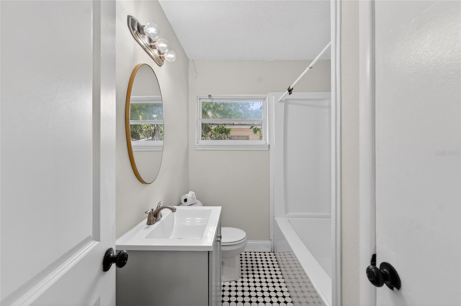 3009 E FERN ST — photo 30