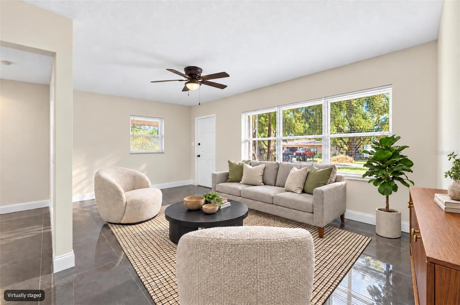 3009 E FERN ST — photo 2