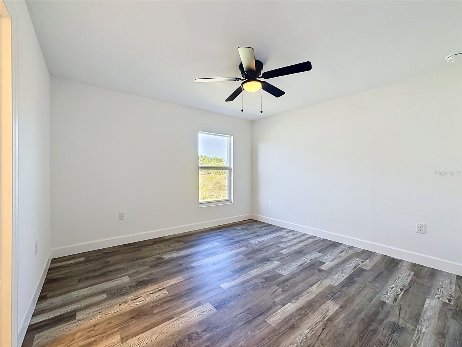 2715 GISELA RD — photo 16
