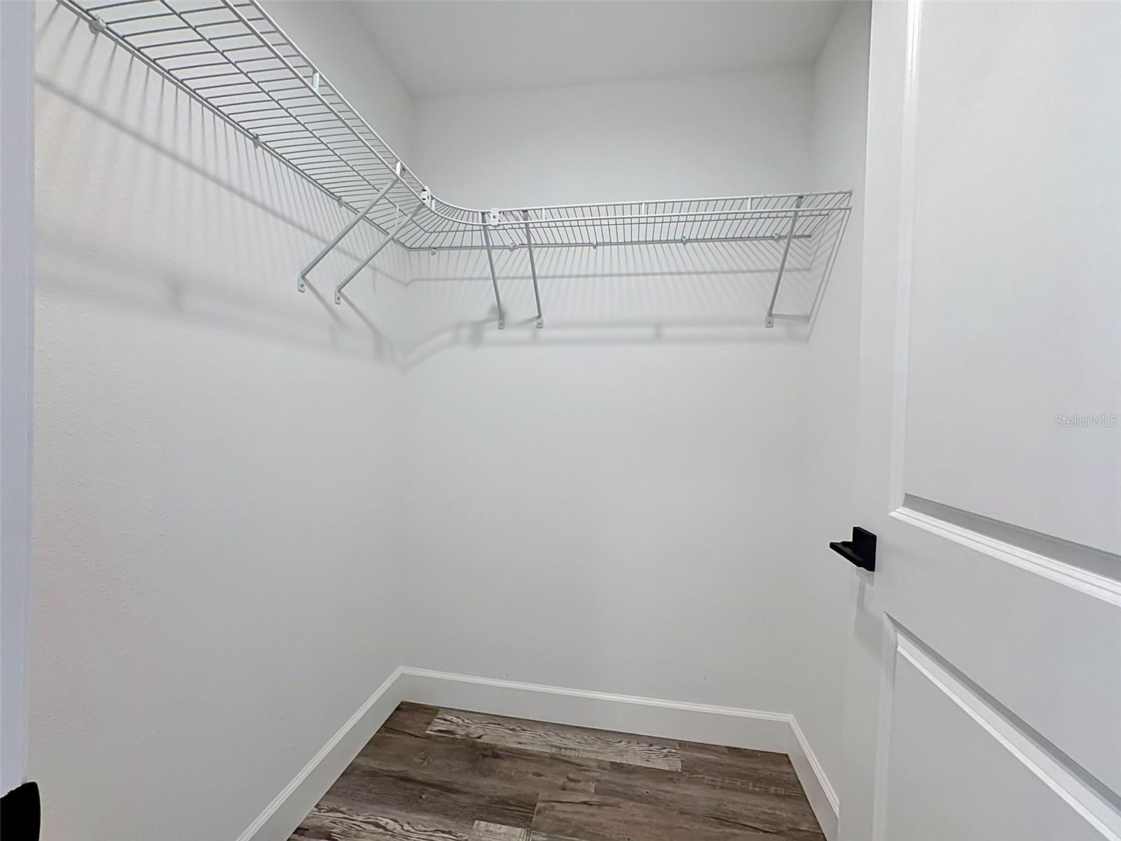 2715 GISELA RD — photo 18