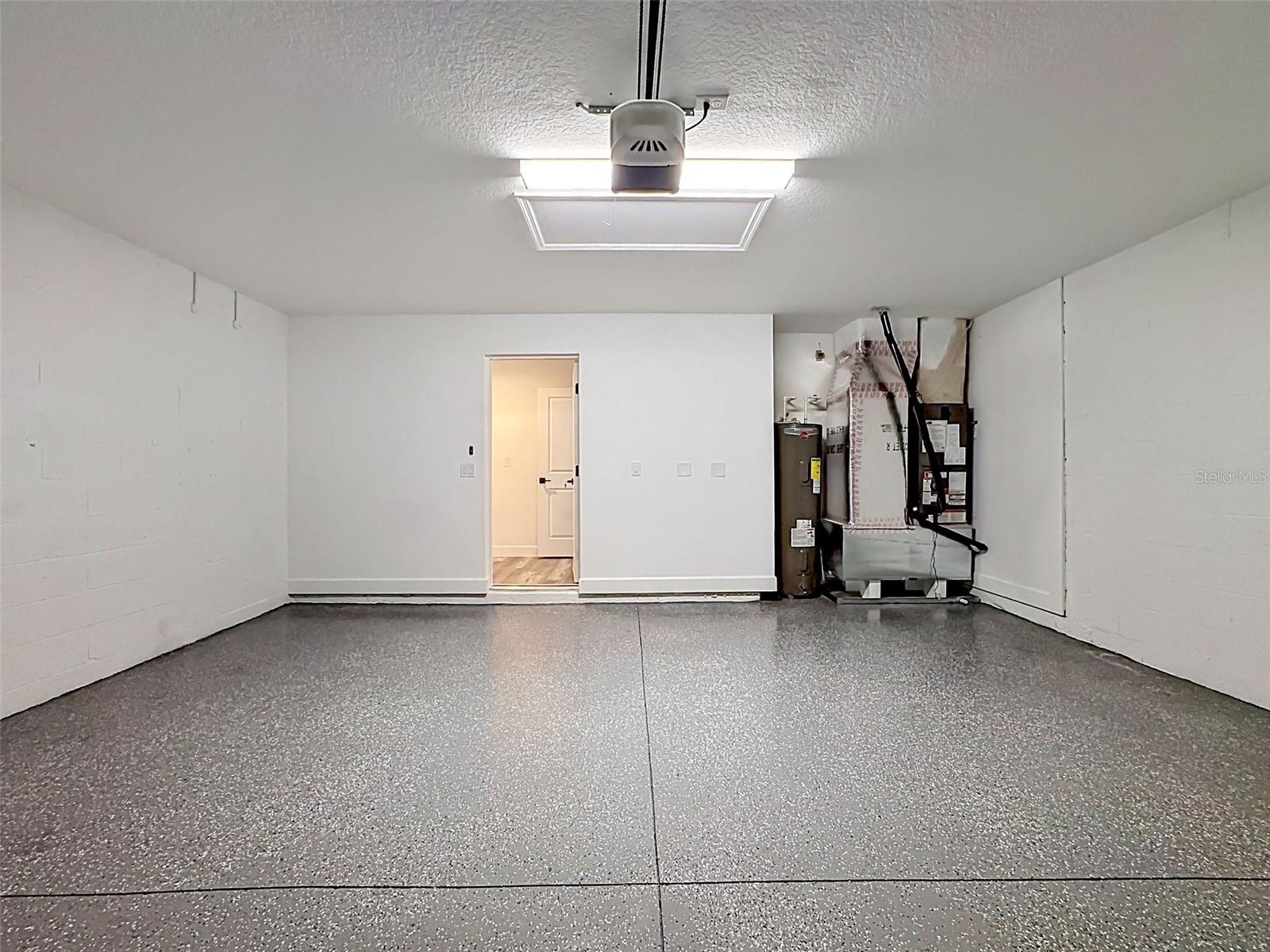 2715 GISELA RD — photo 24