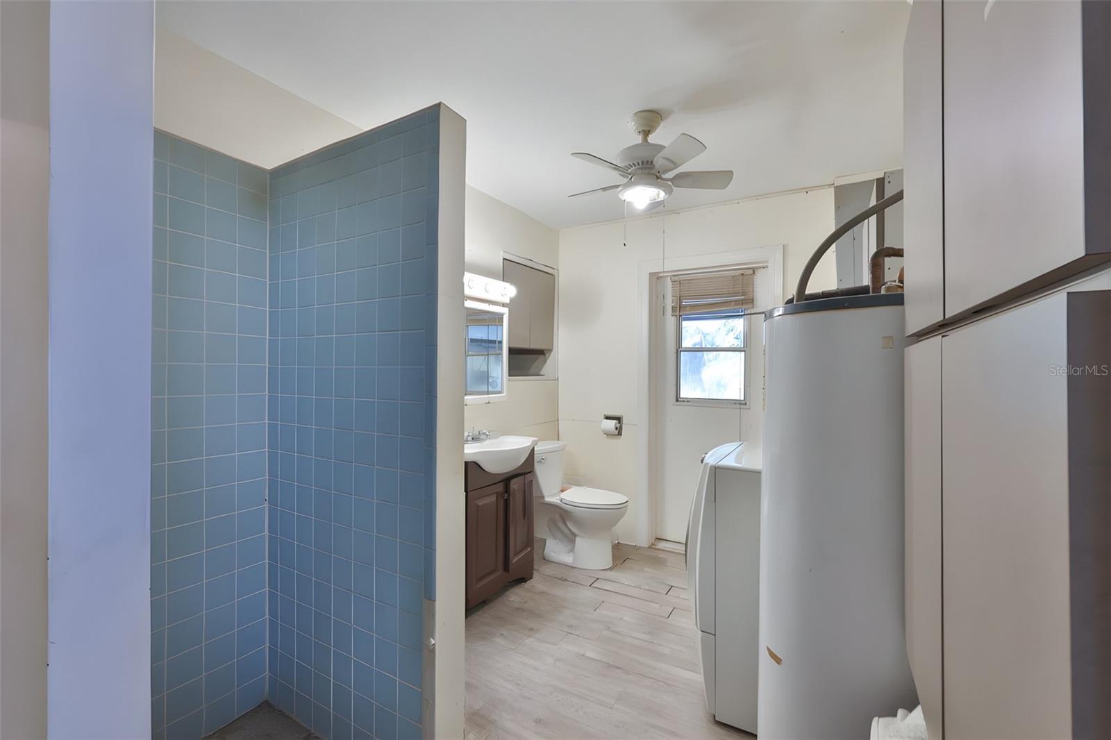 14451 HIGHLAND RD — photo 35
