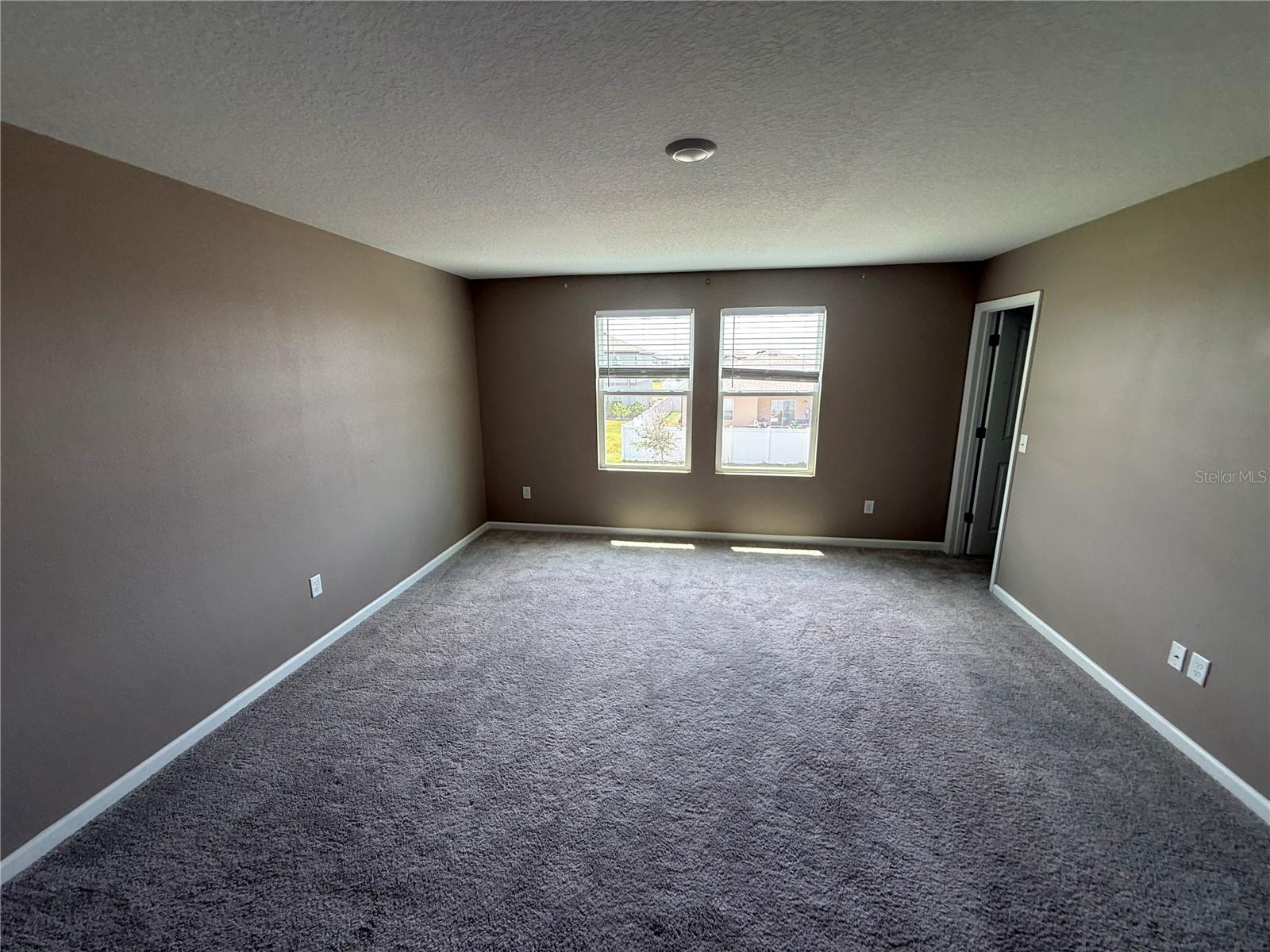 462 SPOTTED SLIPPER PL — photo 18