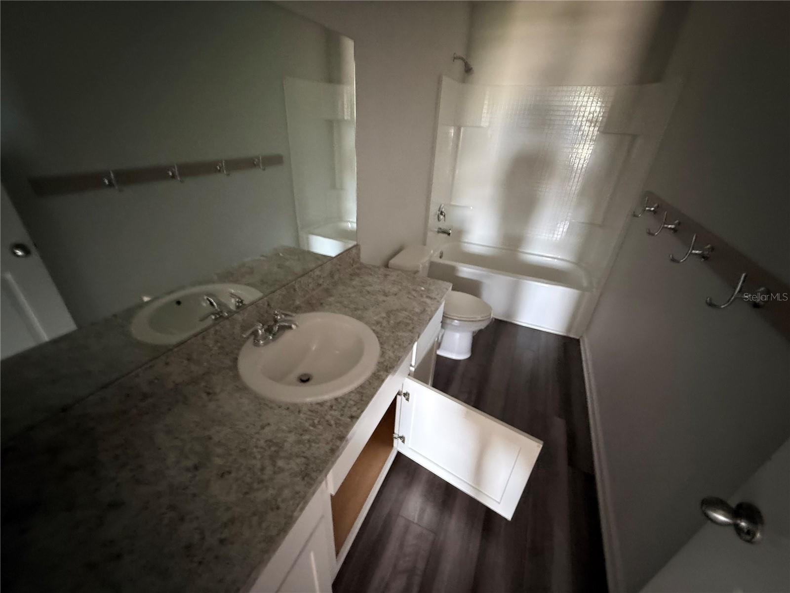 462 SPOTTED SLIPPER PL — photo 15