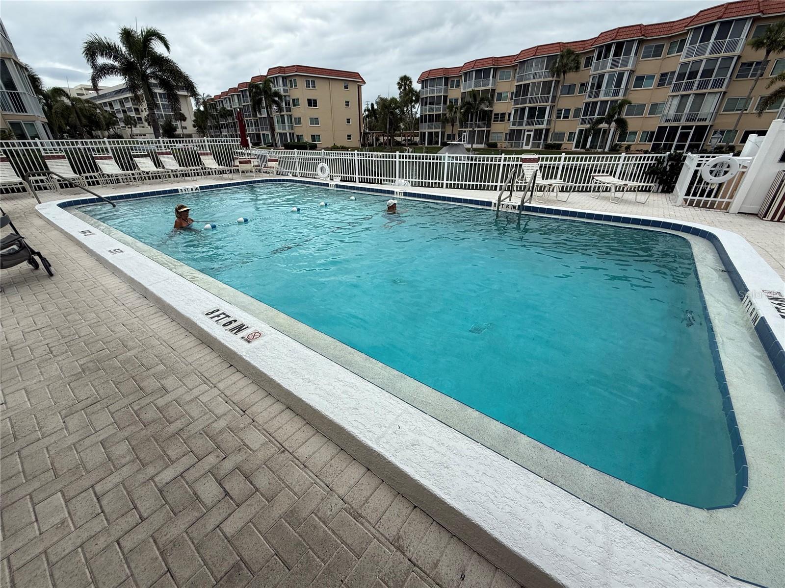 1250 N PORTOFINO DR #202 — photo 32