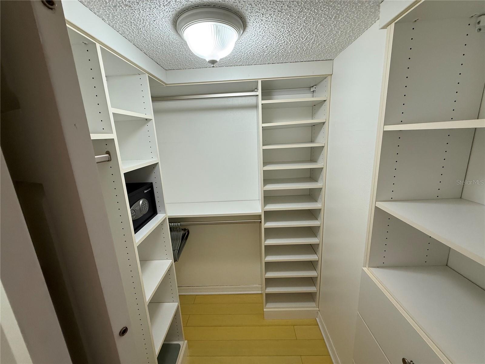 1250 N PORTOFINO DR #202 — photo 19