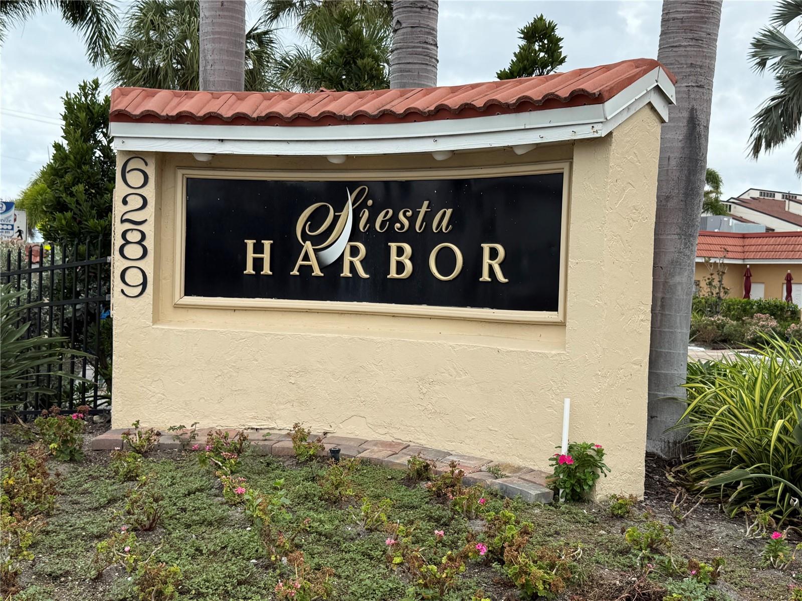 1250 N PORTOFINO DR #202 — photo 36
