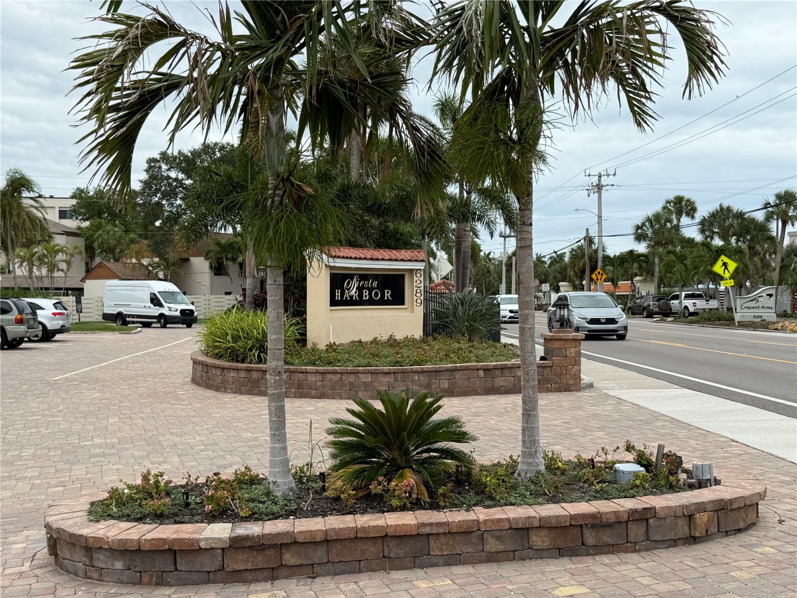 1250 N PORTOFINO DR #202 — photo 37
