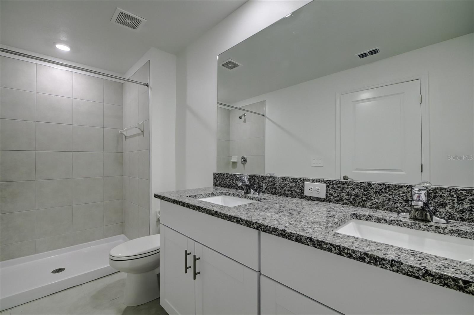 8248 CORNER PINE WAY — photo 39