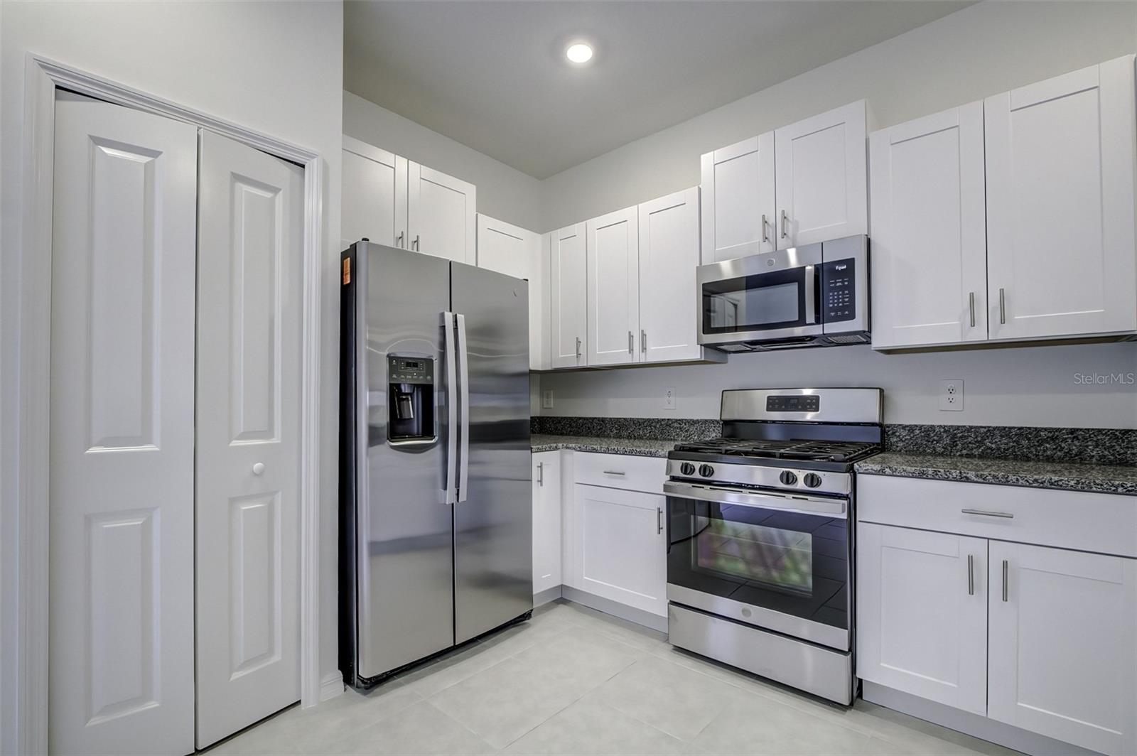 8248 CORNER PINE WAY — photo 8