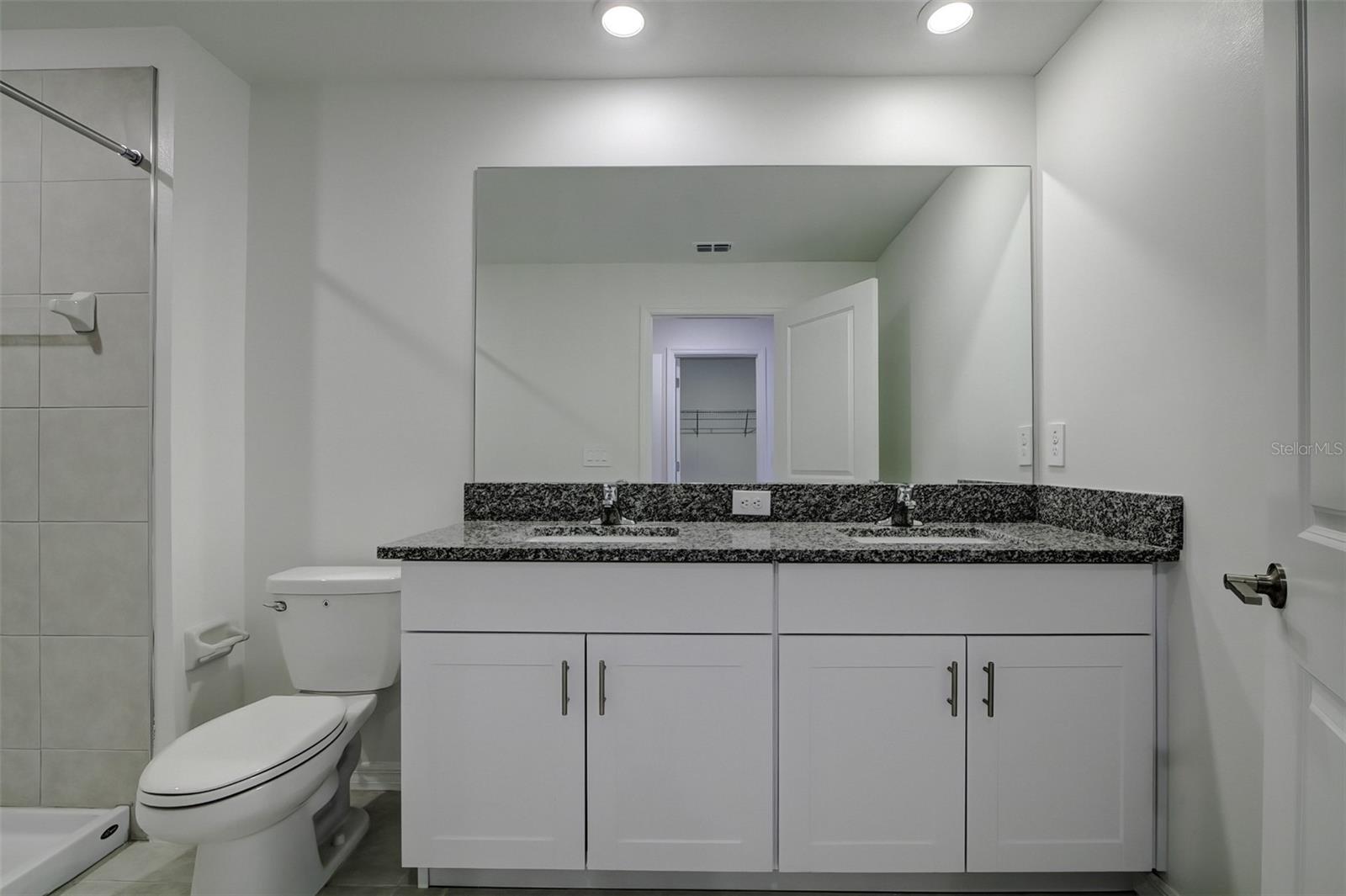 8248 CORNER PINE WAY — photo 37