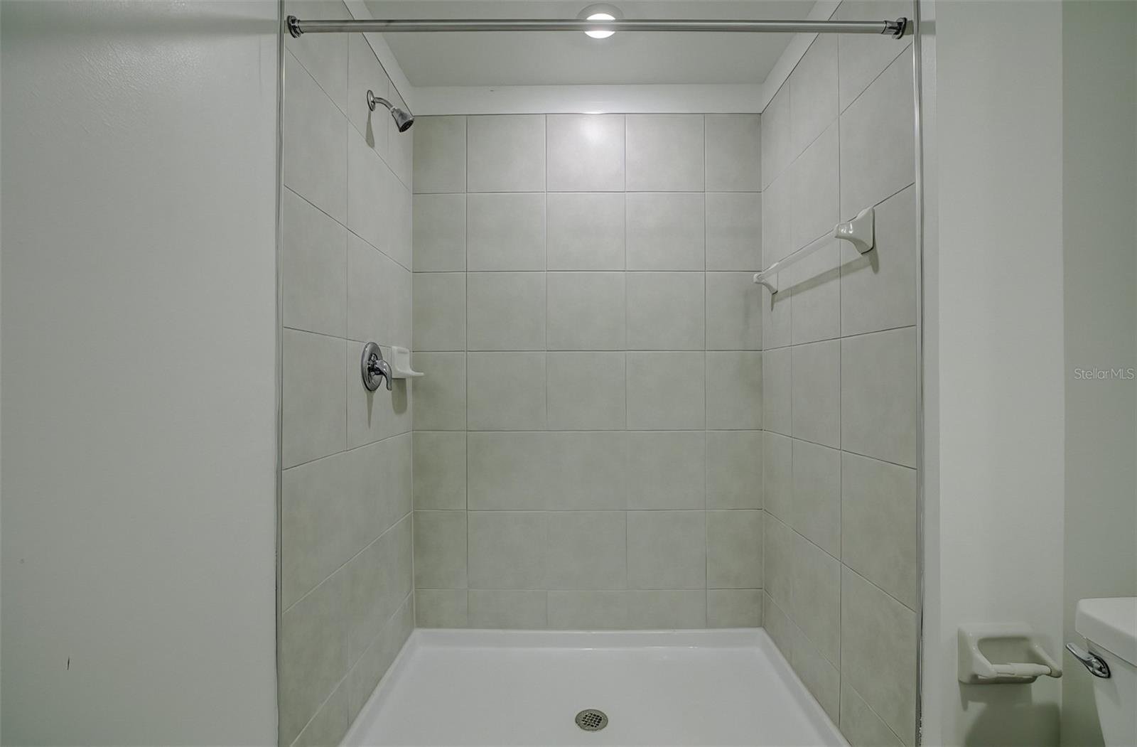 8248 CORNER PINE WAY — photo 40