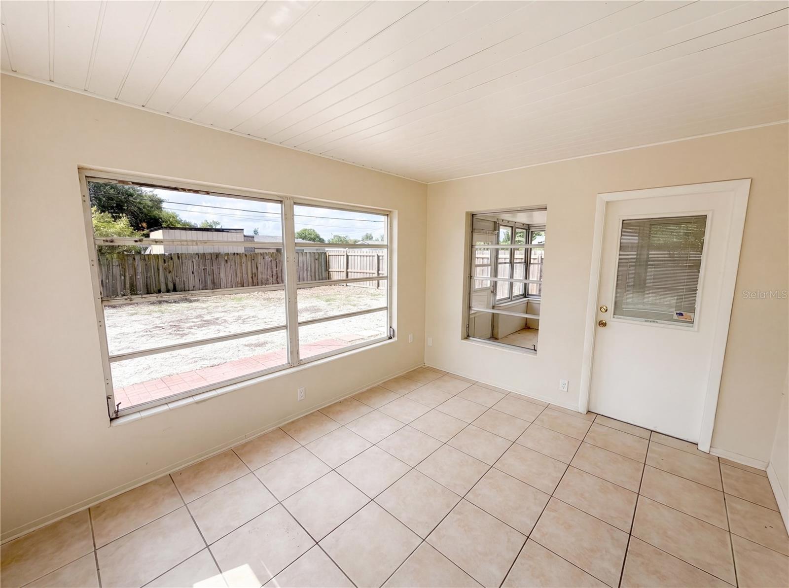 7328 TANGELO AVE — photo 10
