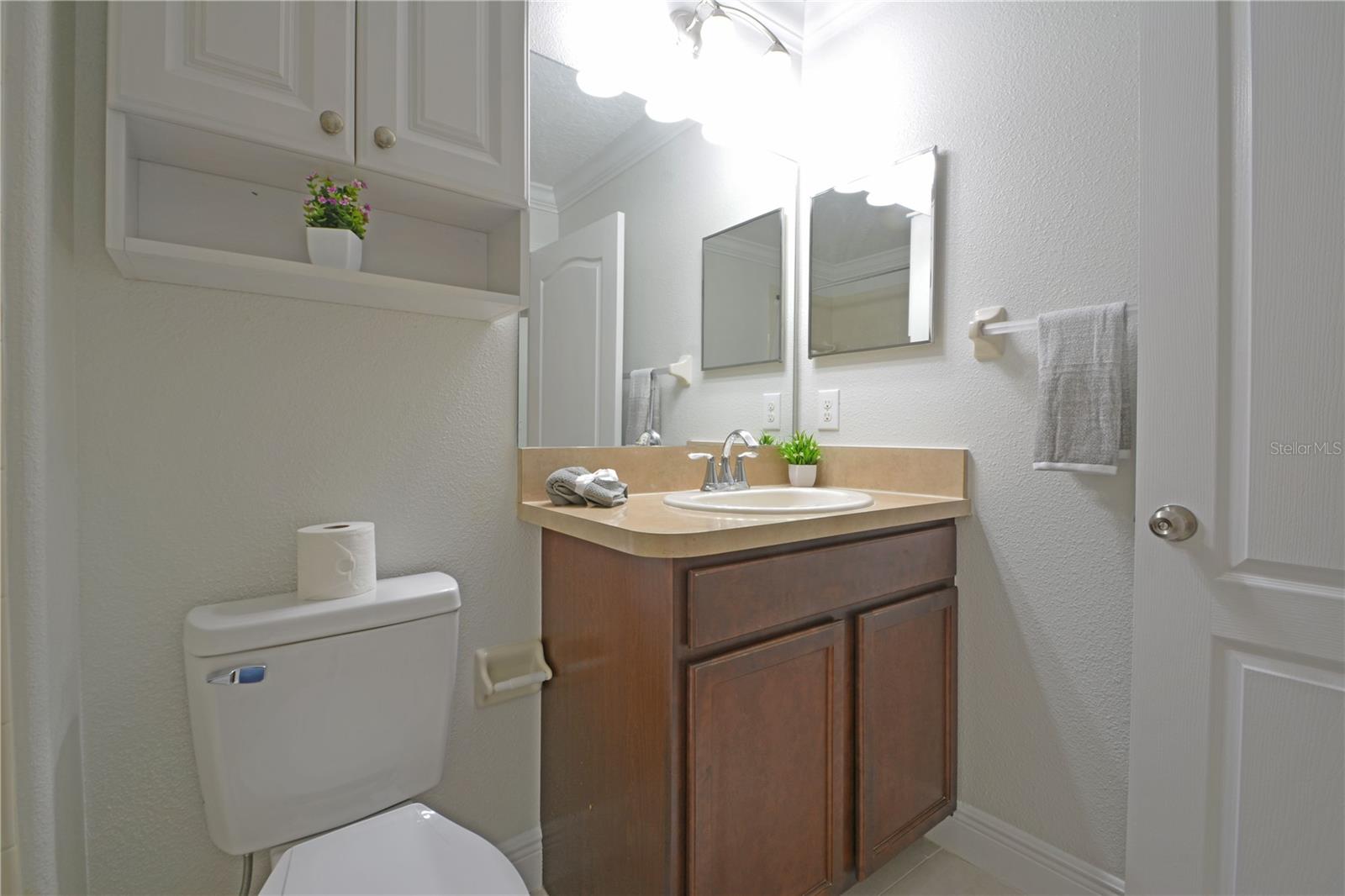 11925 GREENGATE DR — photo 37
