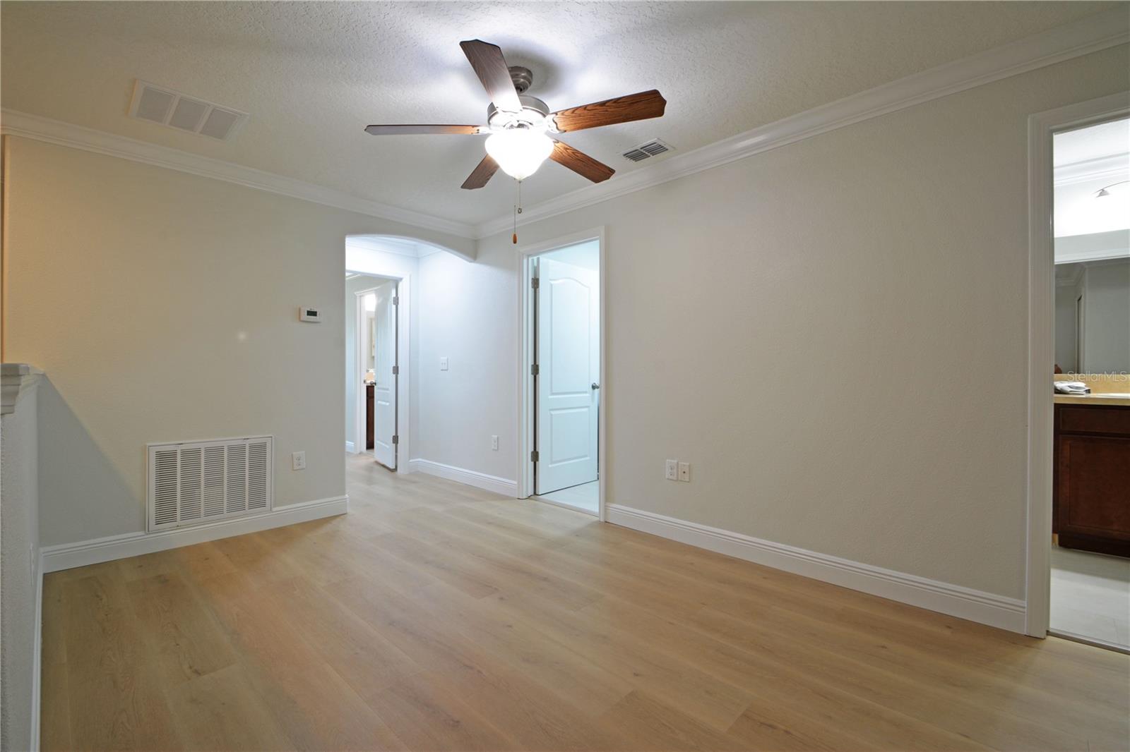 11925 GREENGATE DR — photo 19