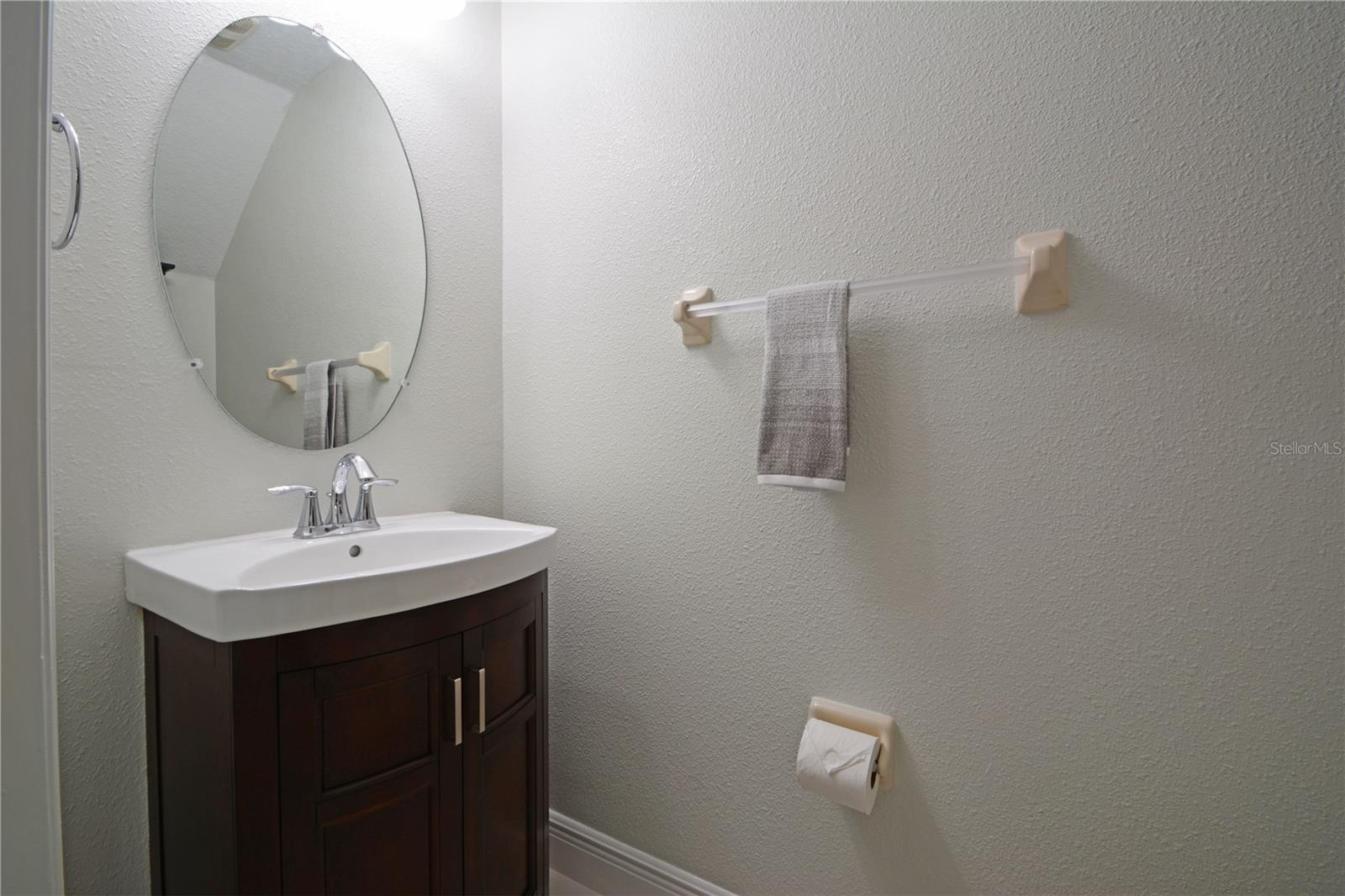 11925 GREENGATE DR — photo 10