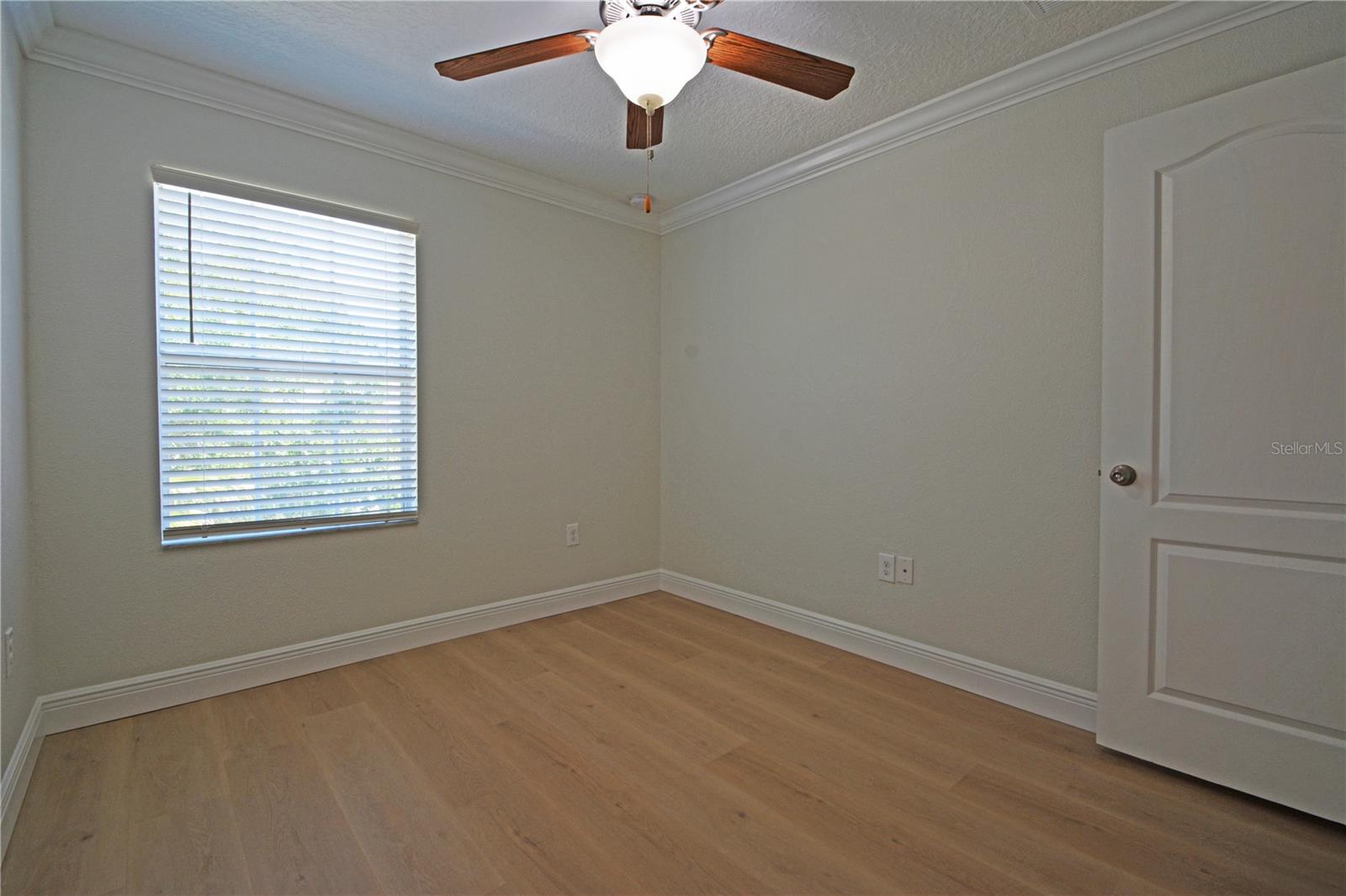 11925 GREENGATE DR — photo 38