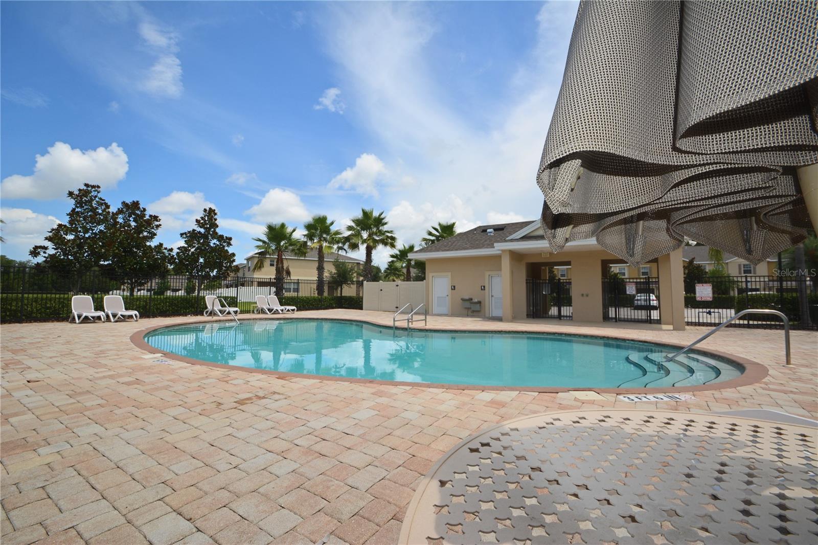 11925 GREENGATE DR — photo 49