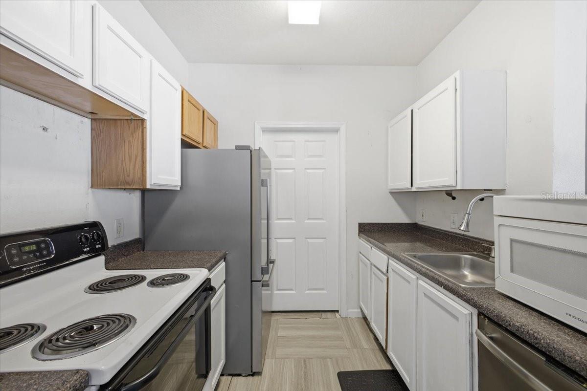 4802 51ST ST W #903 — photo 18