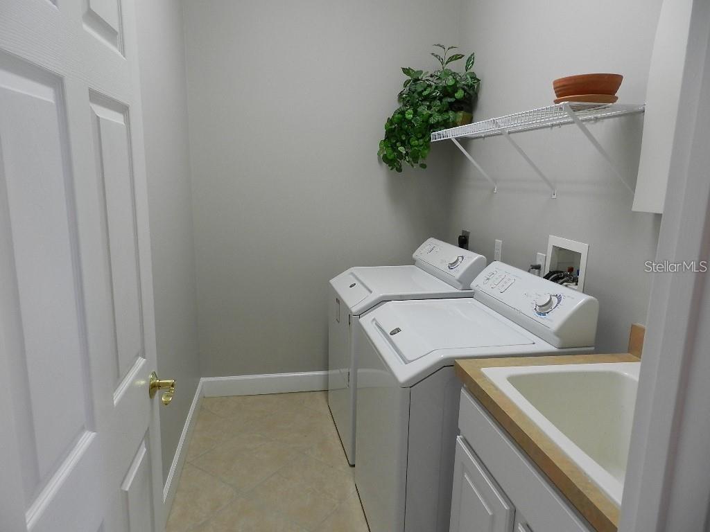 13335 PURPLE FINCH CIR — photo 27