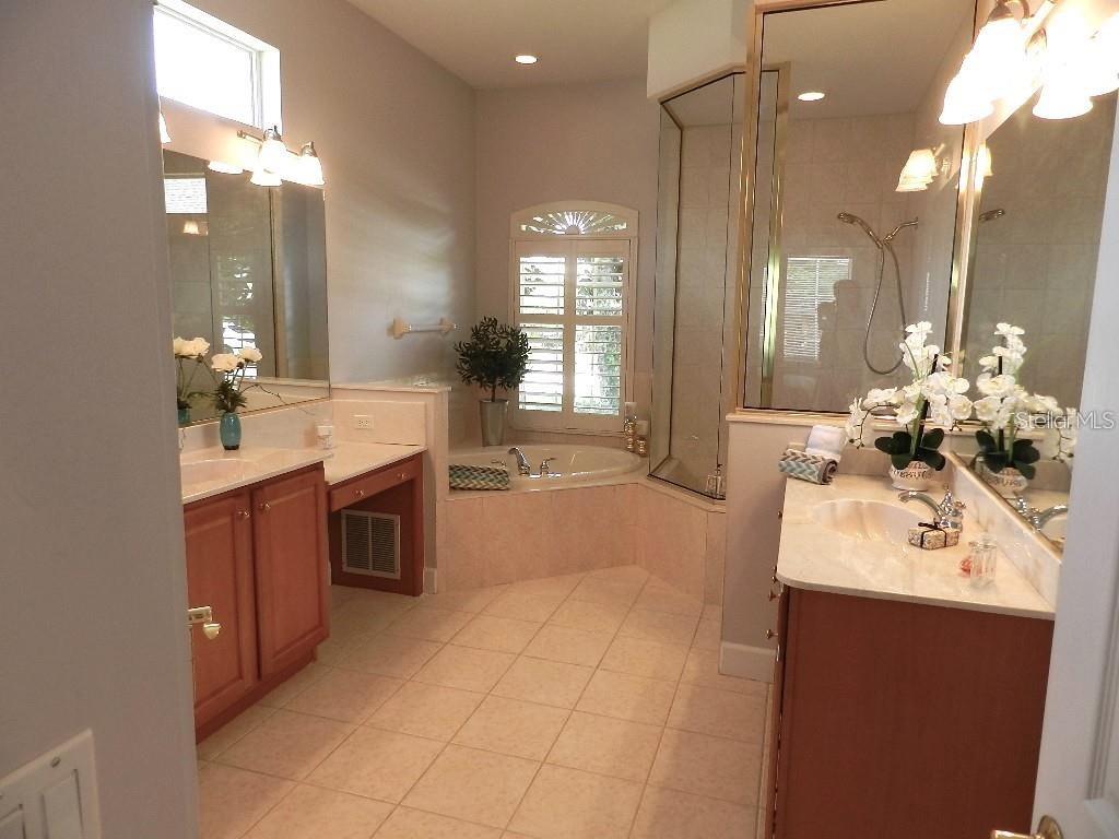 13335 PURPLE FINCH CIR — photo 30