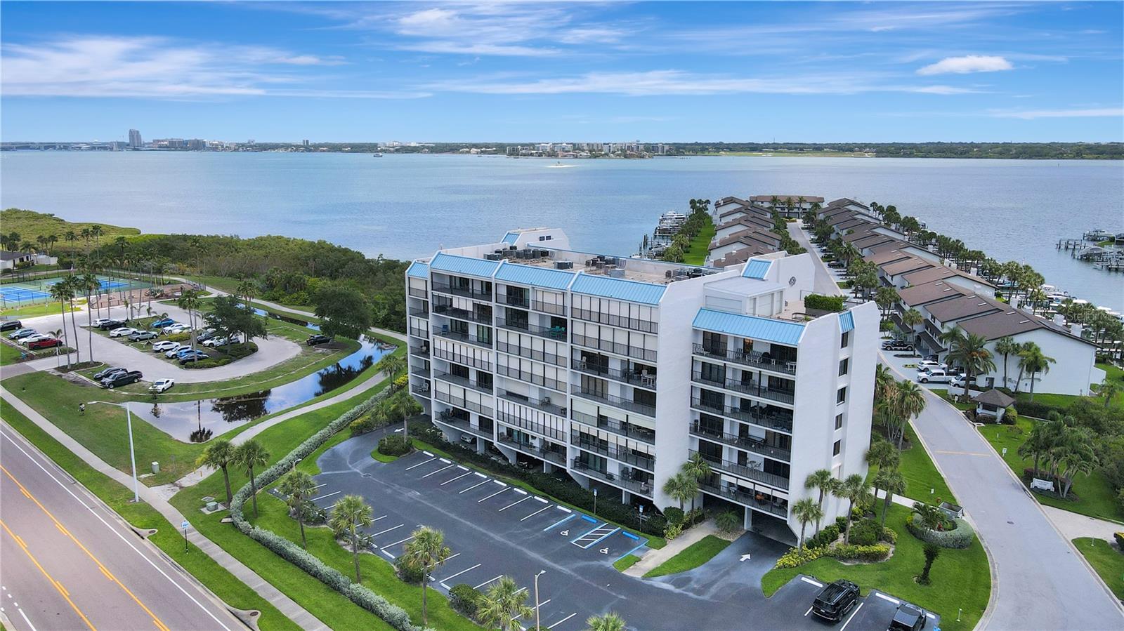 1581 GULF BLVD #302N — photo 2
