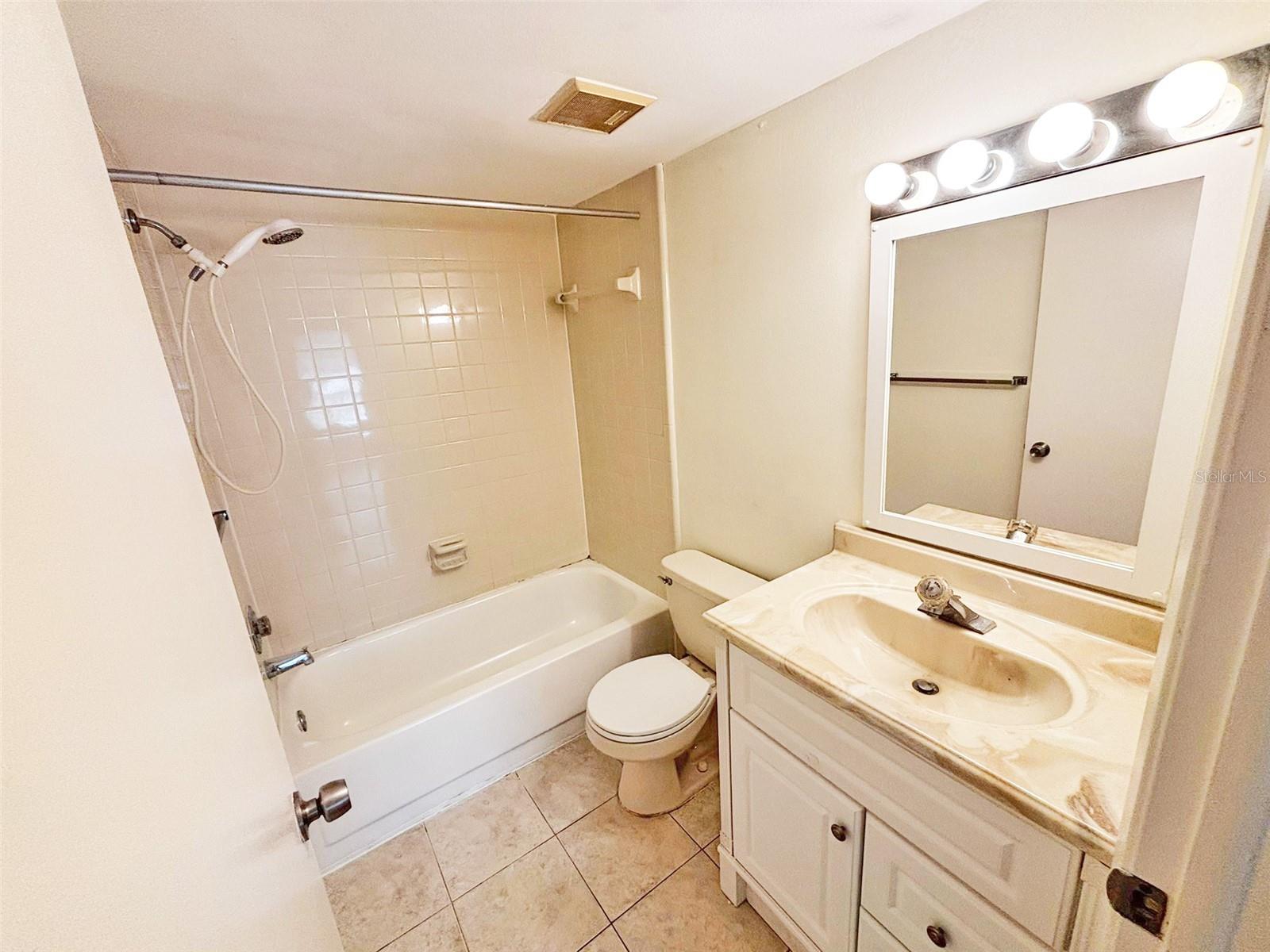 4034 DREAM OAK PL #104 — photo 9
