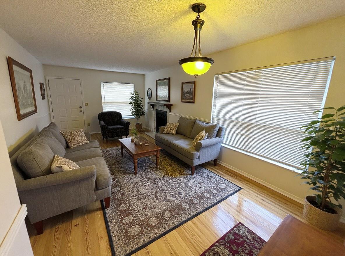 4034 DREAM OAK PL #104 — photo 3