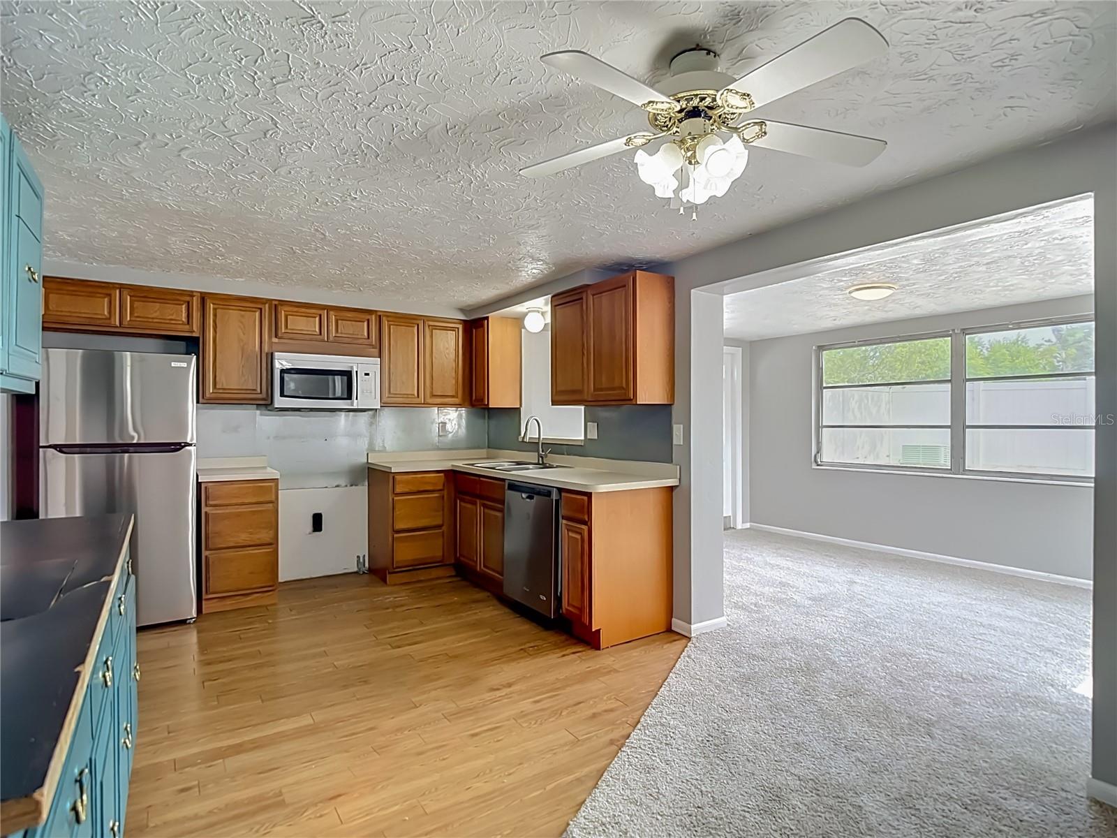 3441 EISENHOWER DR — photo 18