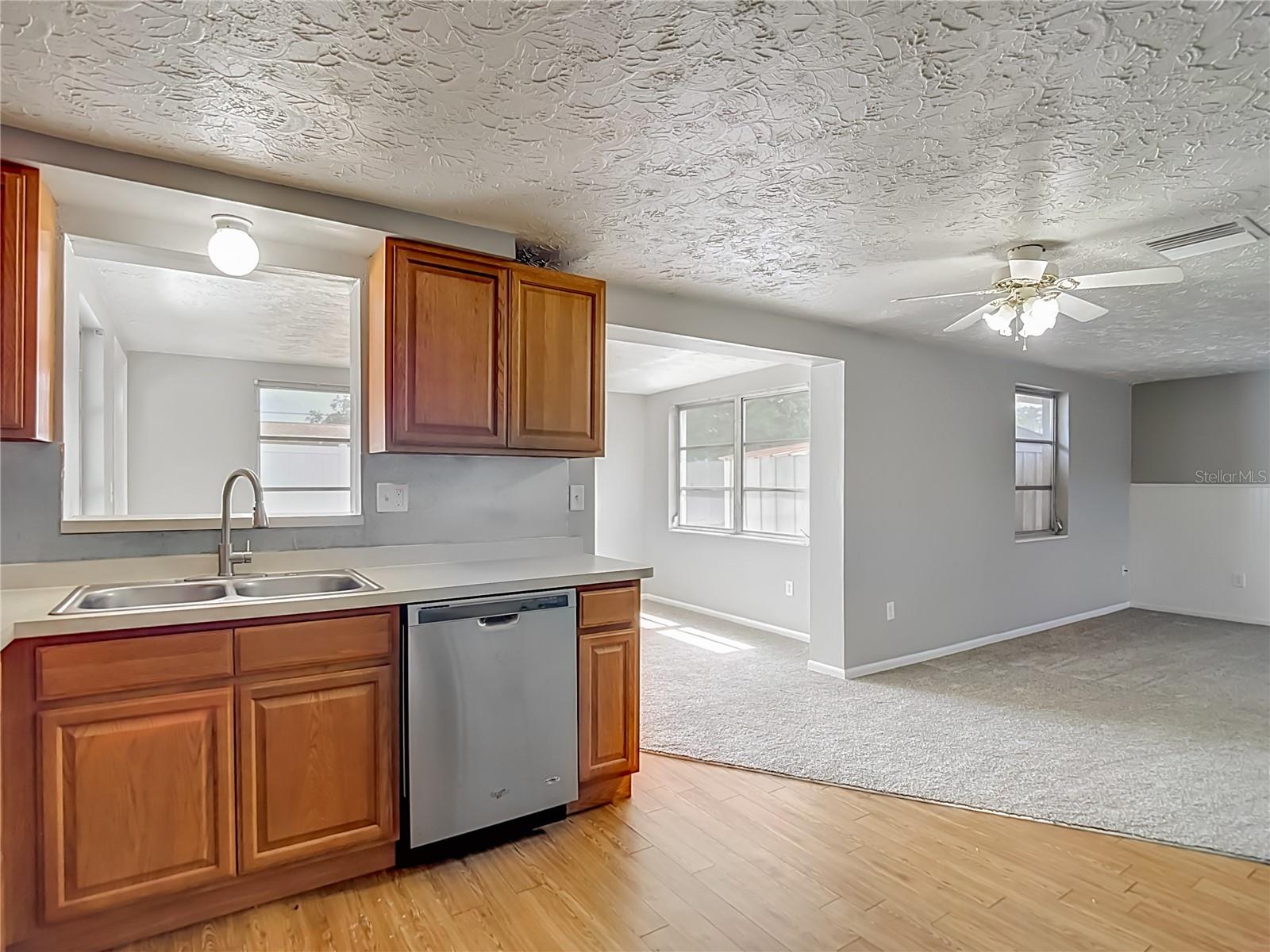 3441 EISENHOWER DR — photo 24
