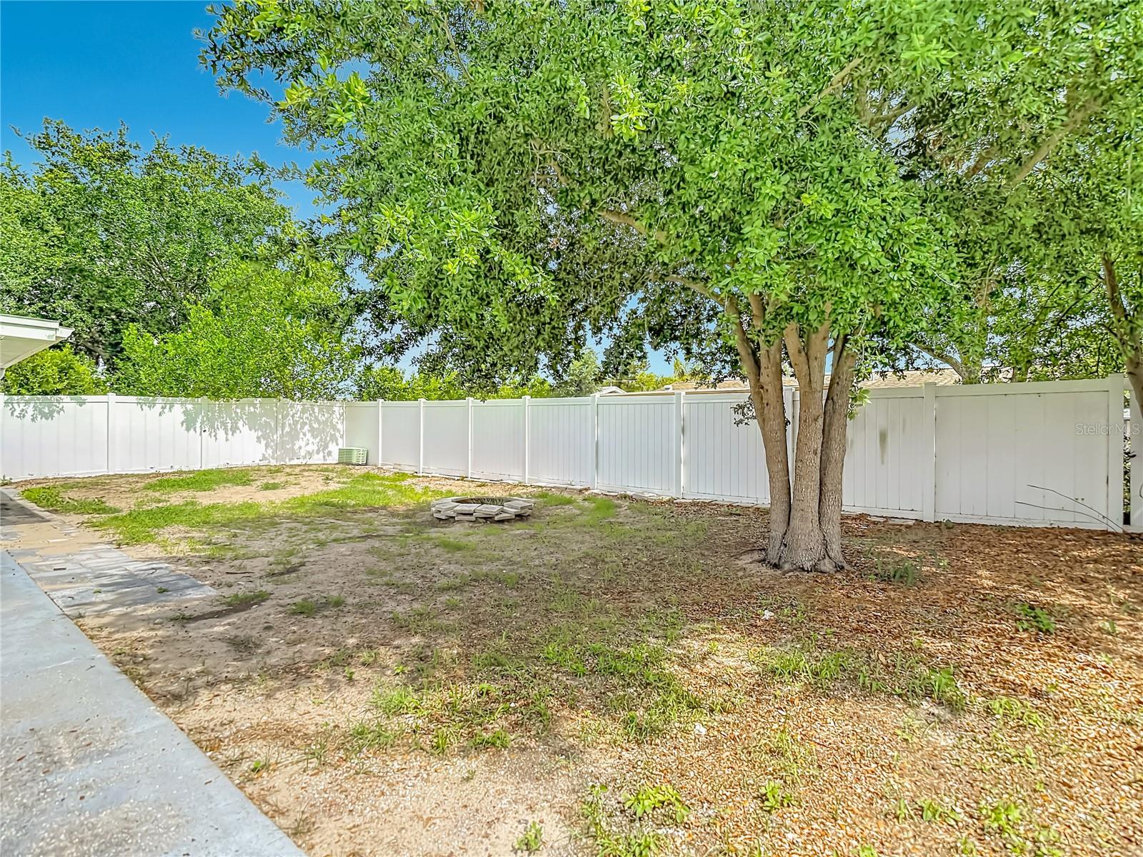 3441 EISENHOWER DR — photo 47