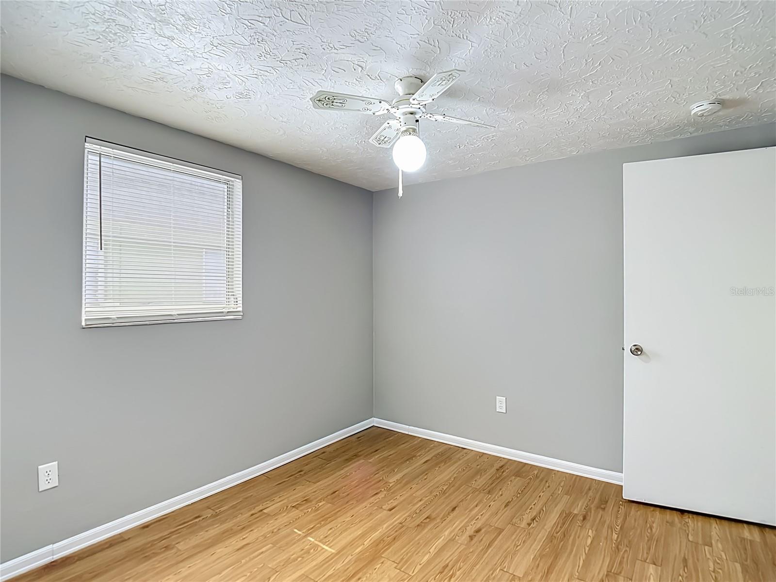 3441 EISENHOWER DR — photo 37