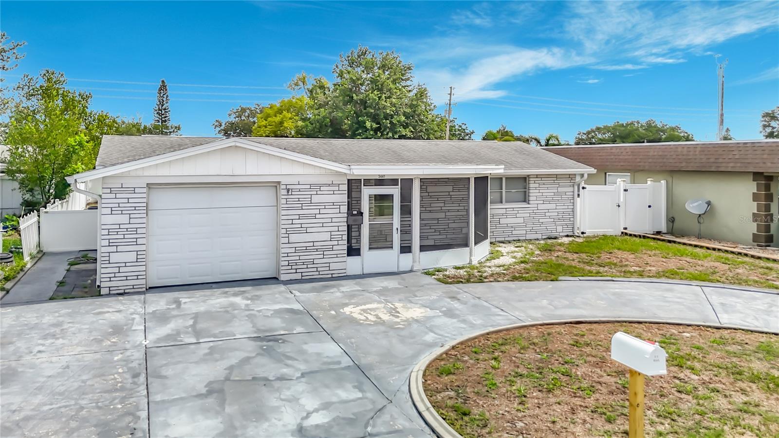 3441 EISENHOWER DR — photo 5