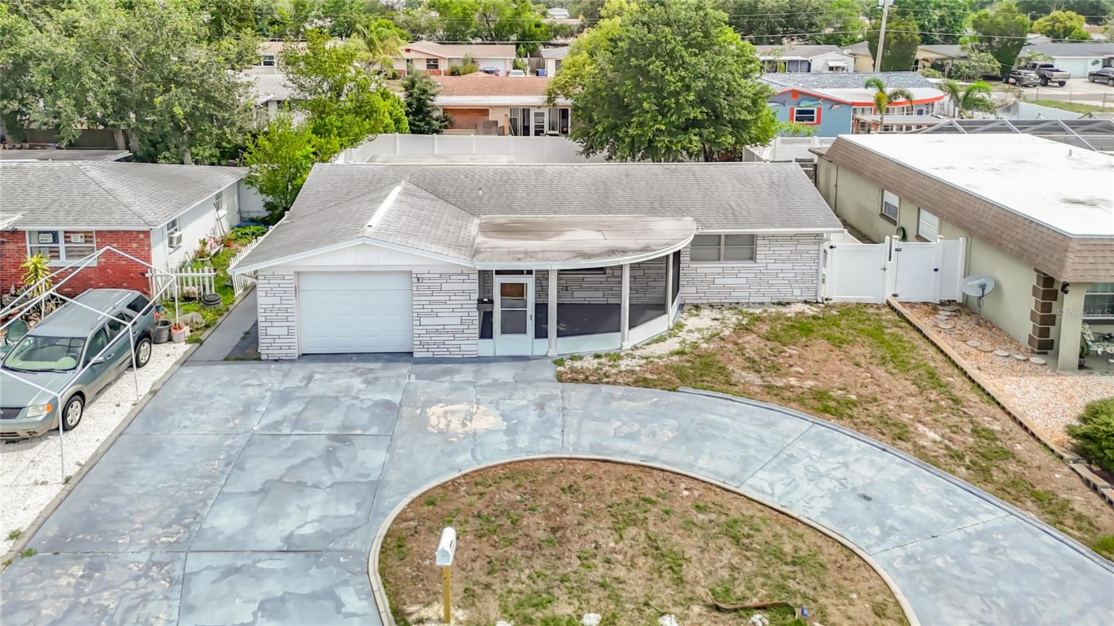 3441 EISENHOWER DR — photo 4